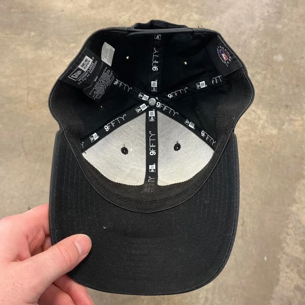 Vintage Arizona Diamondbacks Black and White A Logo New Era 9Fifty SnapBack Hat